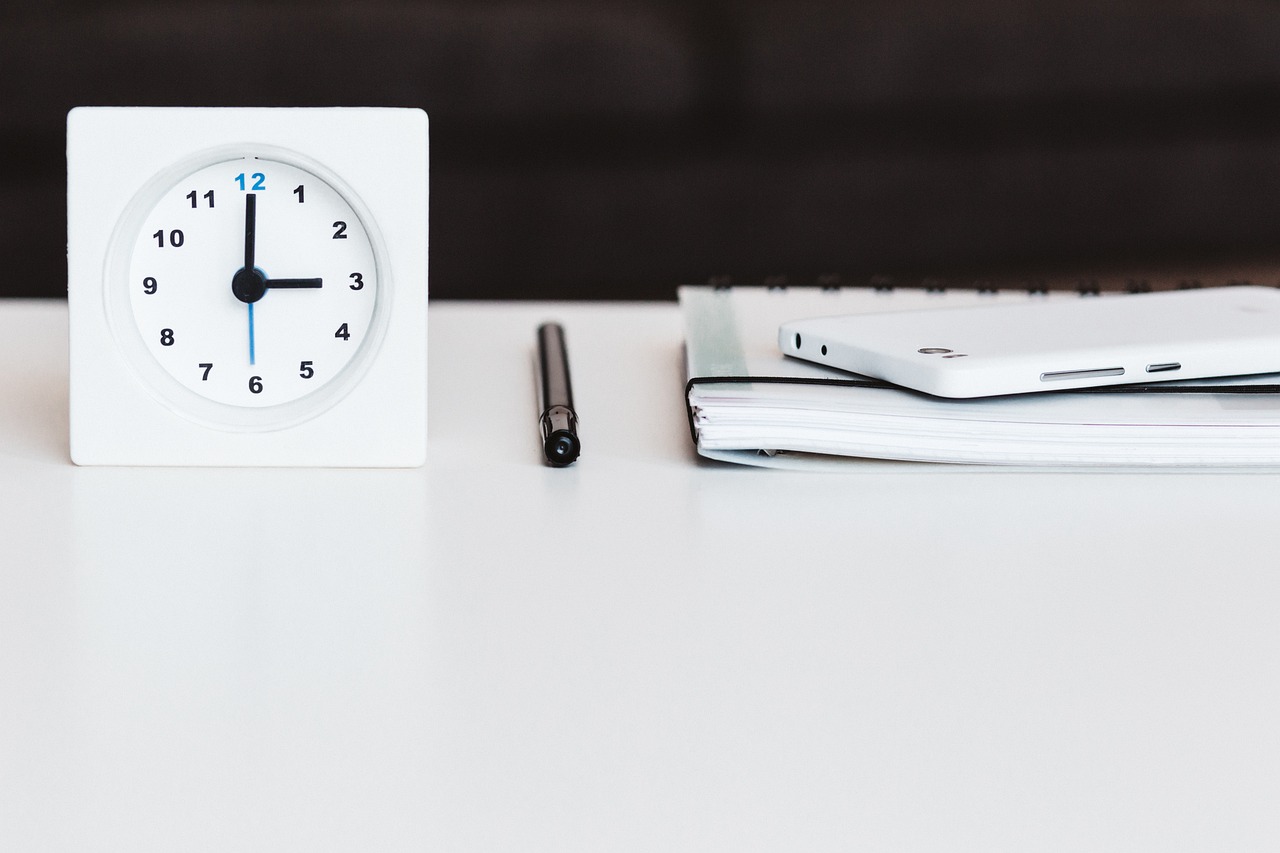 découvrez les différentes structures d'entreprise, leurs avantages, inconvénients et conseils pour choisir la forme juridique la plus adaptée à votre projet.