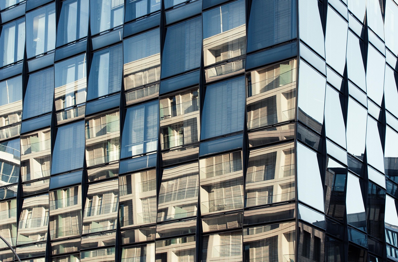 découvrez les différentes formes de structure d'entreprise, leurs avantages, inconvénients et conseils pour choisir la meilleure organisation pour votre projet entrepreneurial.