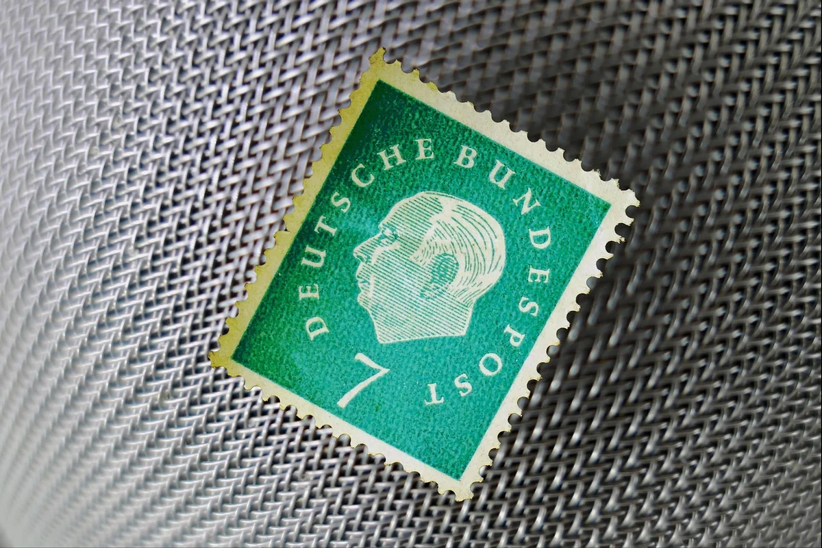 Quel est le poids maximum pour un timbre en 2026 ? Découvrez les nouvelles règles !